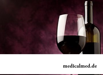 Калорийность вина красного сухого – 70 ккал в 100 г напитка