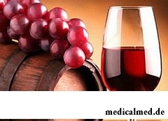 Красное вино - это вино, изготовленное из красных сортов винограда