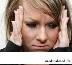 Частые головные боли - один из симптомов нарушения мозгового кровообращения