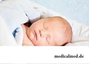 Причины гидроцеле, или водянки яичек, у новорожденных