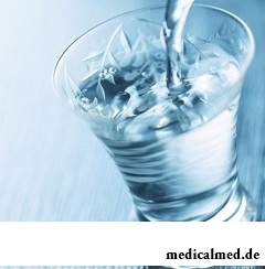 Вред водки - высокая концентрация этилового спирта в ее составе