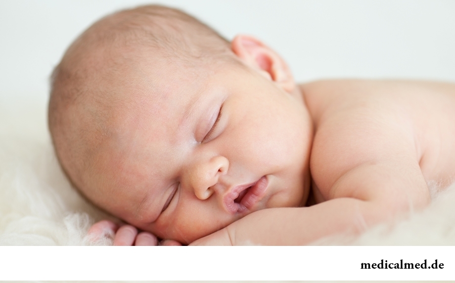 Факты о младенцах: дети рождаются с черно-белым зрением