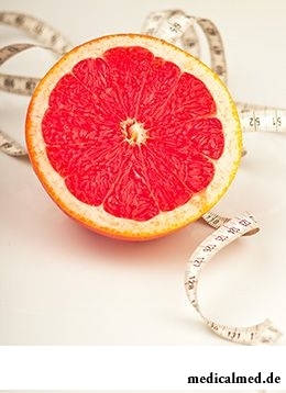 Калорийность грейпфрута - 55 ккал на 100 грамм